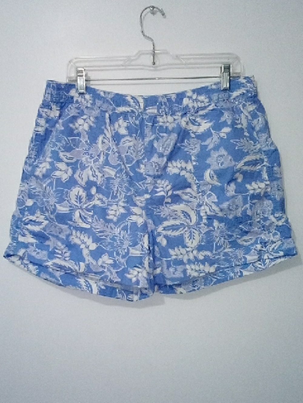 Jordache Blue And White Floral Print Shorts